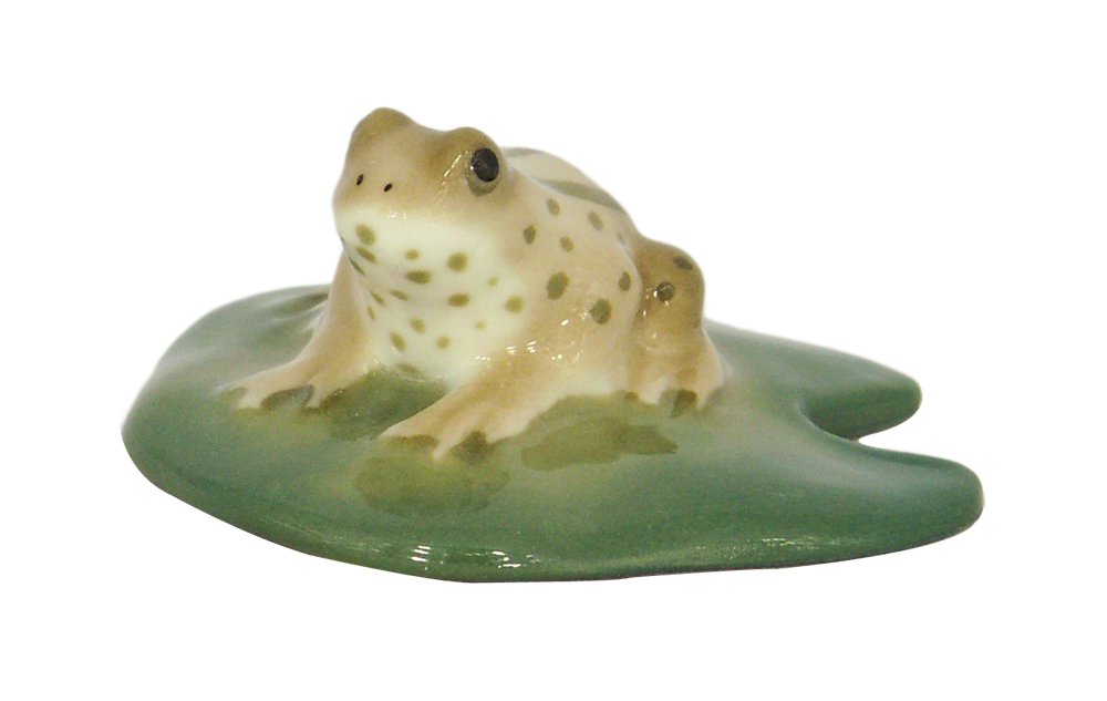 Frog Green on the Water-lily Leaf Lomonosov Porcelain Collectible Figurine