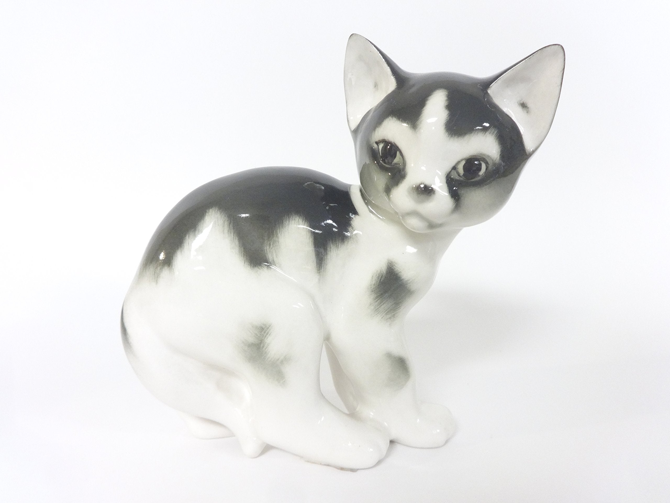 Lomonosov porcelain house cat