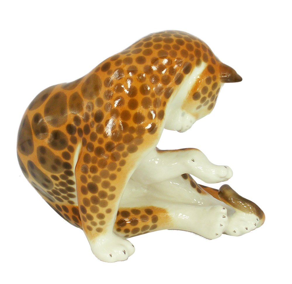 Cheetah Leopard Panther Lomonosov Porcelain Collectible Figurine