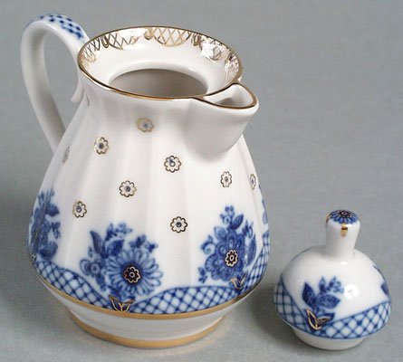 Lomonosov Porcelain Creamer 22 Karat Gold Basket 7.44 fl.oz/220 ml