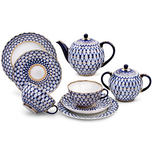 Imperial / Lomonosov Porcelain Teapot 'Tulip Cobalt Net'