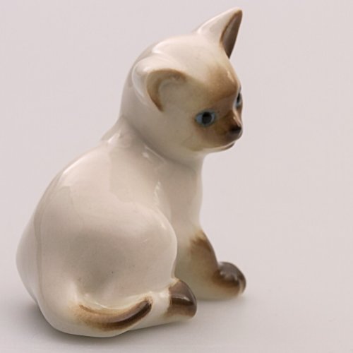 Imperial / Lomonosov Porcelain 'Siamese Kitty Paramosha' Figurine