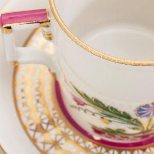 Imperial / Lomonosov Porcelain Teacup w/ Saucer "Zamoskvorechye"