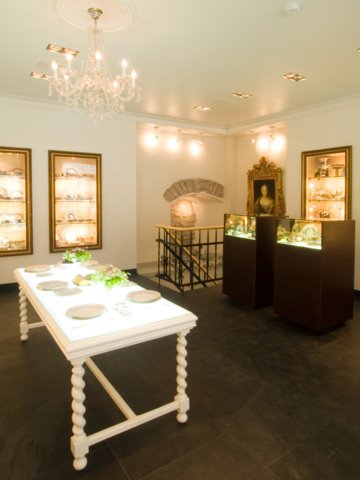 Lomonosov Covered mug and saucer, Snowy morning, Cobalt net, 380 ml with Dessert plate 200 mm