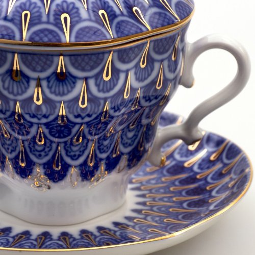 Imperial / Lomonosov Porcelain 'Flake' Teacup w/ Saucer and Lid