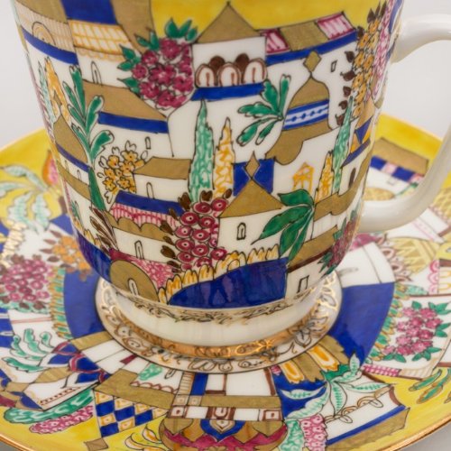 Imperial / Lomonosov Porcelain 'White Cabins' Teacup w/ Saucer