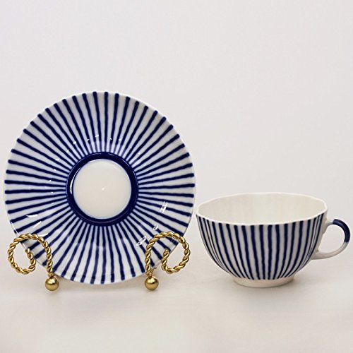 Imperial / Lomonosov Porcelain Teacup and Saucer Set 'Frenchman'